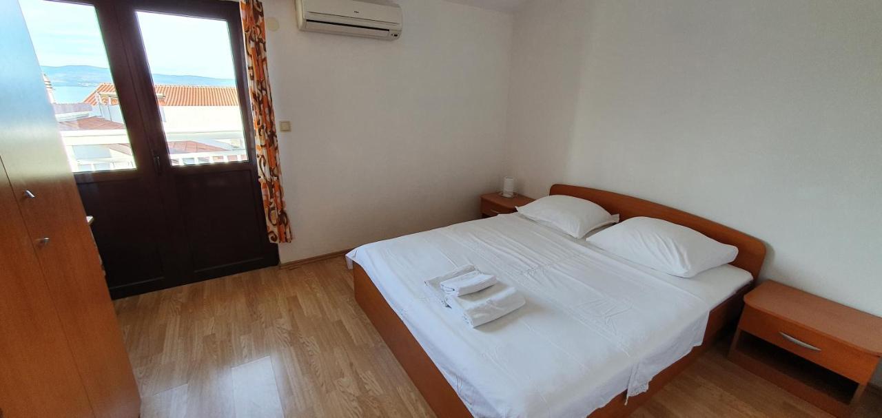 Apartments Duvnjak Omis Bagian luar foto