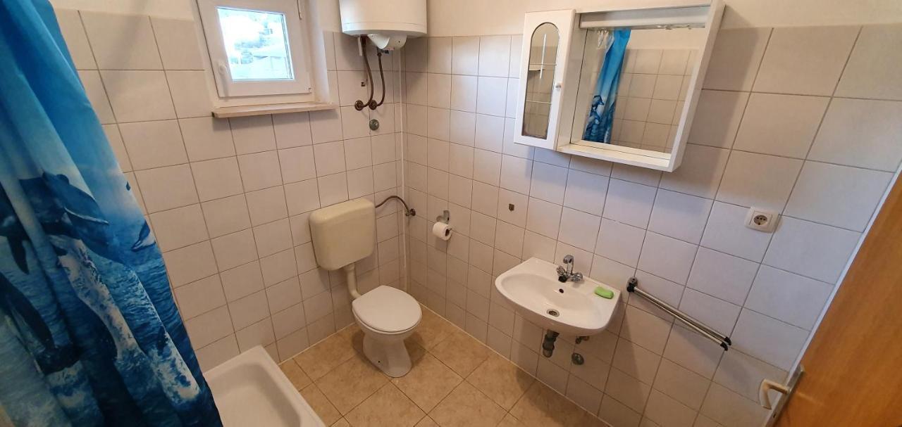 Apartments Duvnjak Omis Bagian luar foto