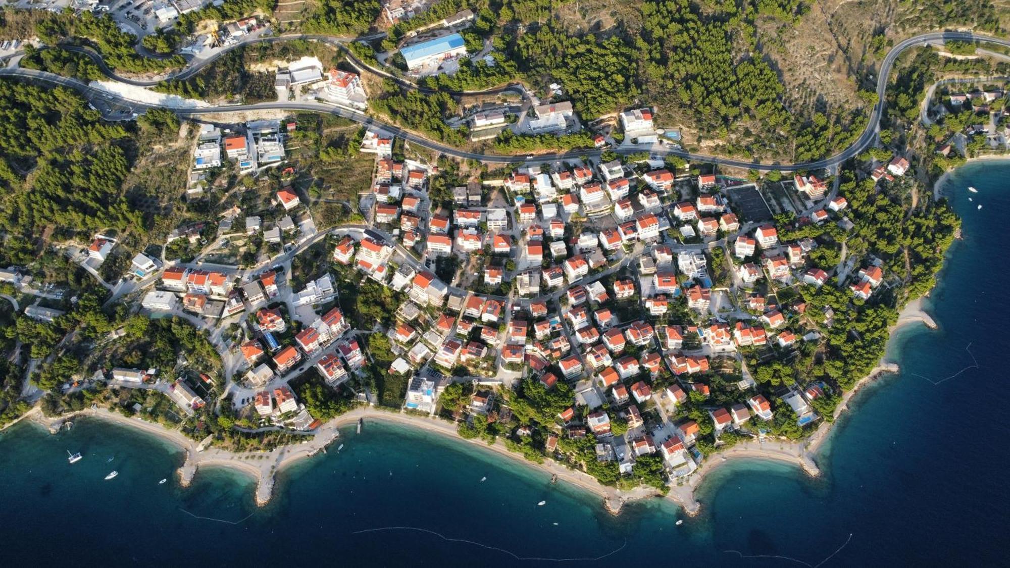Apartments Duvnjak Omis Bagian luar foto